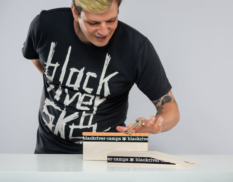 BLACKRIVER MIKE SCHNEIDER III BRICK LEDGE