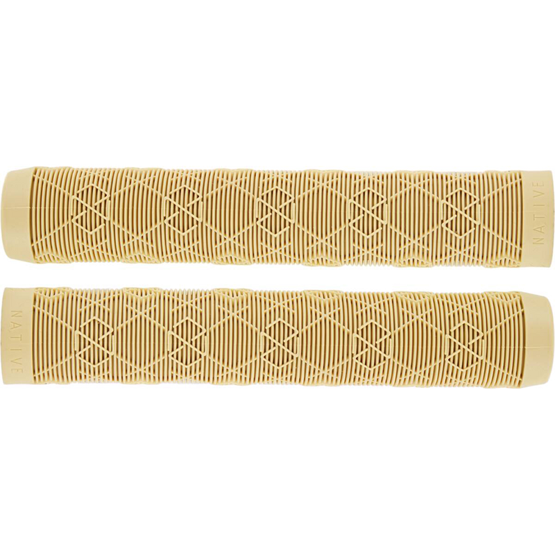 NATIVE EMBLEM SCOOTER GRIPS