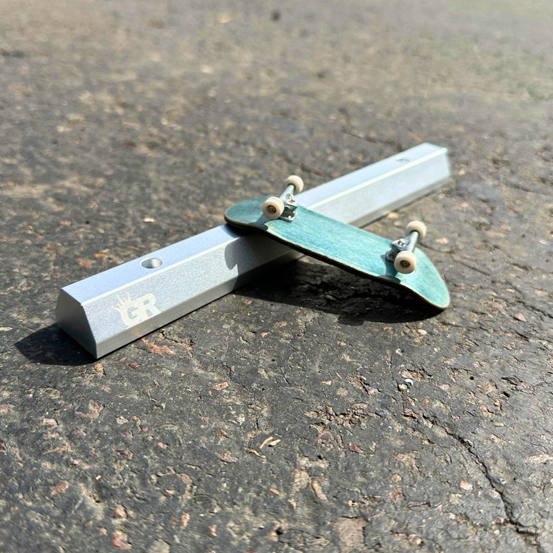 FINGERBOARD ALUMINUM PARKING BLOCK (MOUNTABLE)