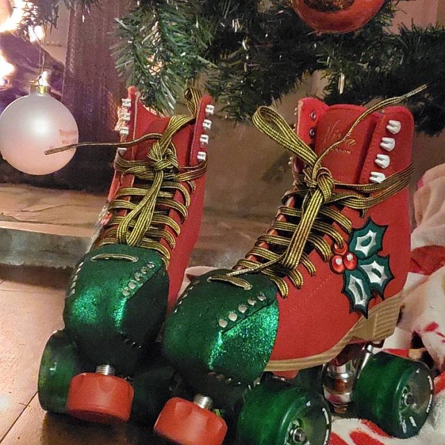 ROLLER STUFF GLITTER SUEDE TOE CAPS