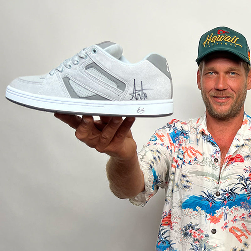 eS ACCEL X ARTO SHOES