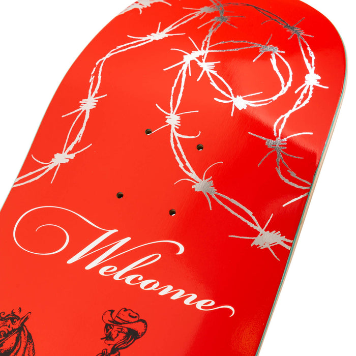 WELCOME COWGIRL ON ENENRA SKATEBOARD DECK