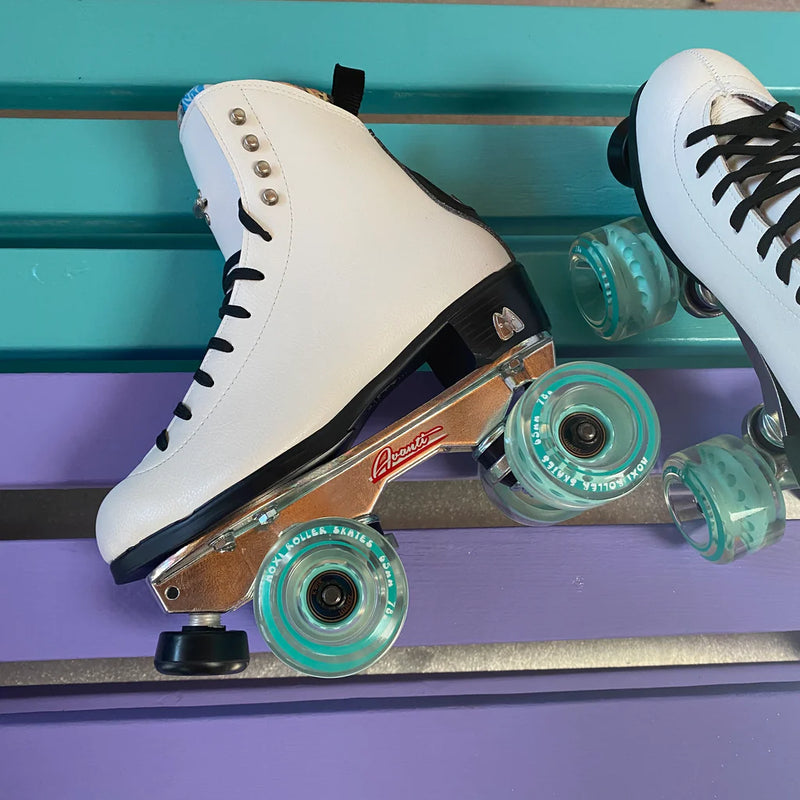 MOXI JACK COMPLETE ROLLER SKATE
