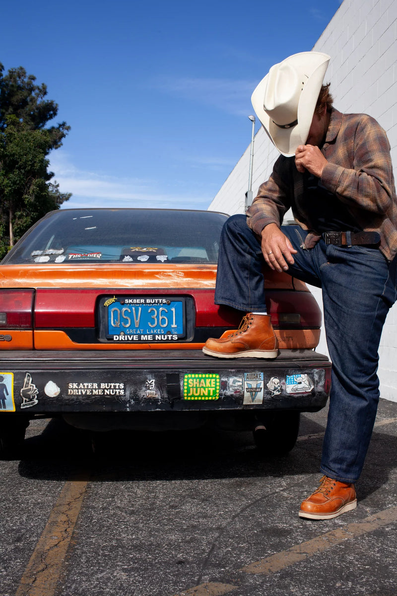 WKND LICENSE PLATE FRAME