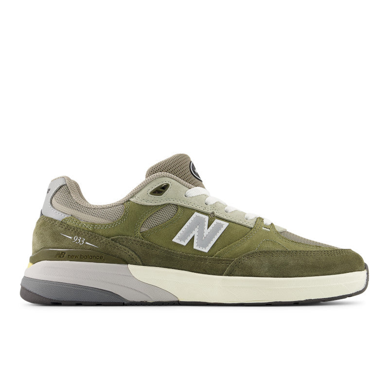NEW BALANCE NUMERIC ANDREW REYNOLDS 933 SHOE