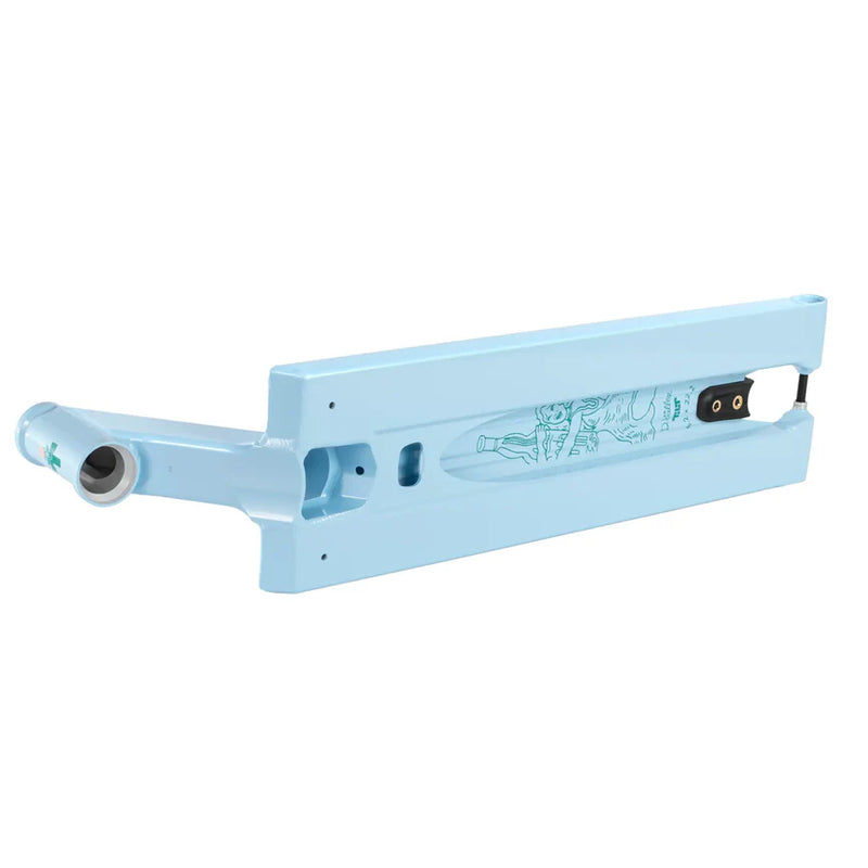 TILT SELECTS DELANEY DECK