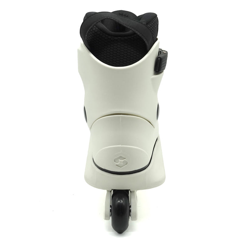 THE STANDARD OMNI COMPLETE AGGRESSIVE SKATE