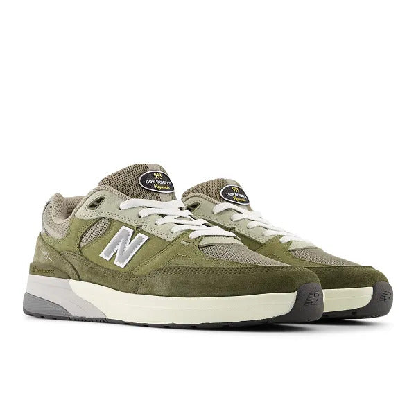 NEW BALANCE NUMERIC ANDREW REYNOLDS 933 SHOE