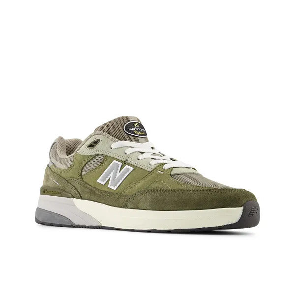 NEW BALANCE NUMERIC ANDREW REYNOLDS 933 SHOE