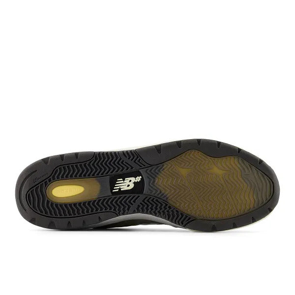 NEW BALANCE NUMERIC ANDREW REYNOLDS 933 SHOE