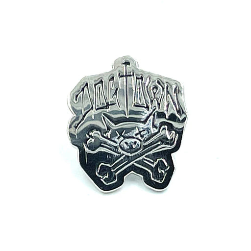 DOGTOWN PIG AND CROSSBONES PIN