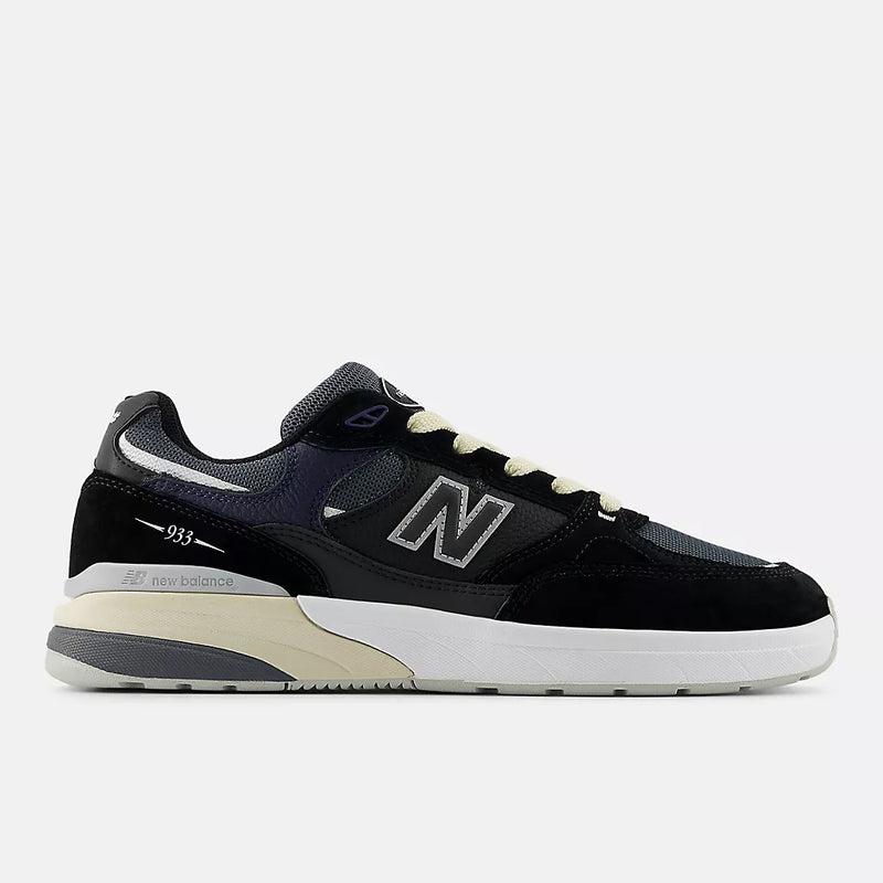 NEW BALANCE NUMERIC ANDREW REYNOLDS 933
