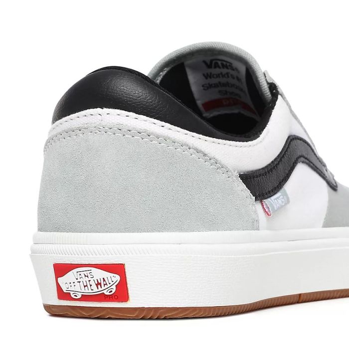 VANS GILBERT CROCKETT SHOES