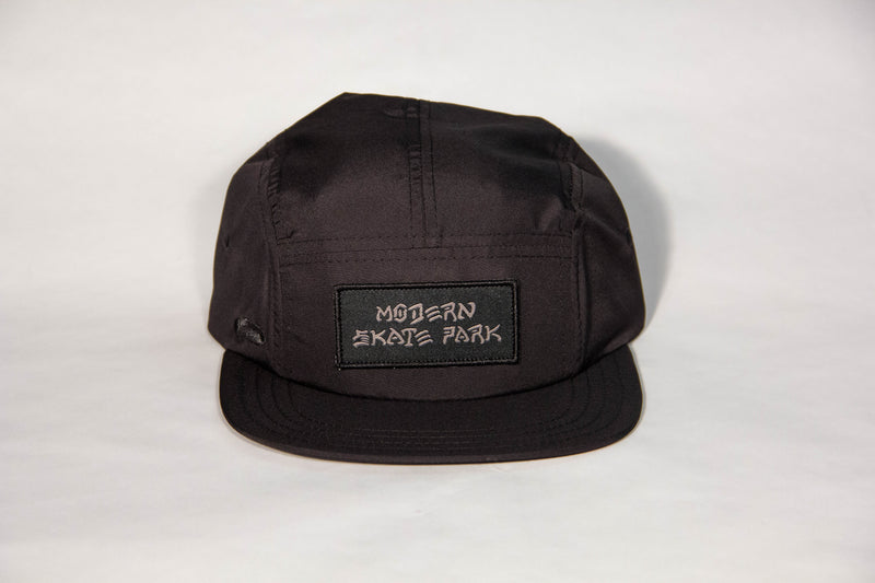 Modern 5 panel black